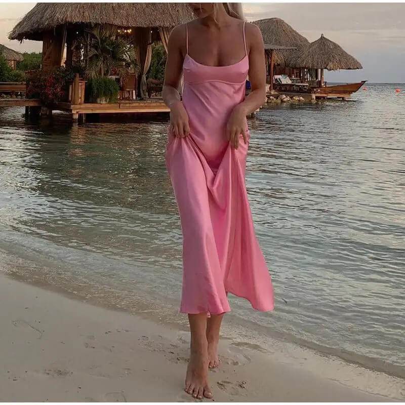 Robe Longue Satinée Rose à Bretelles Fines - JOLYUP